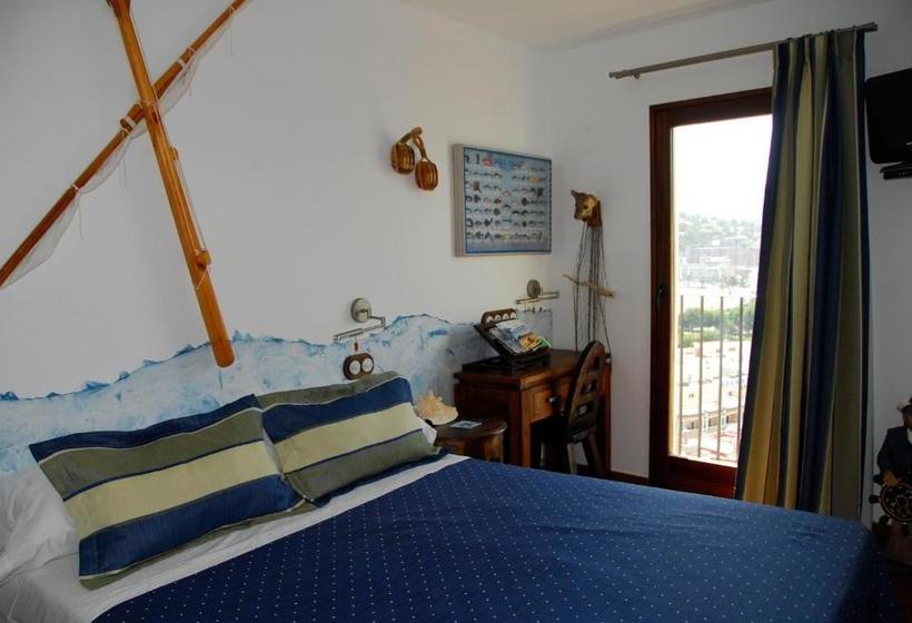 پانسیون Hostal La Garita