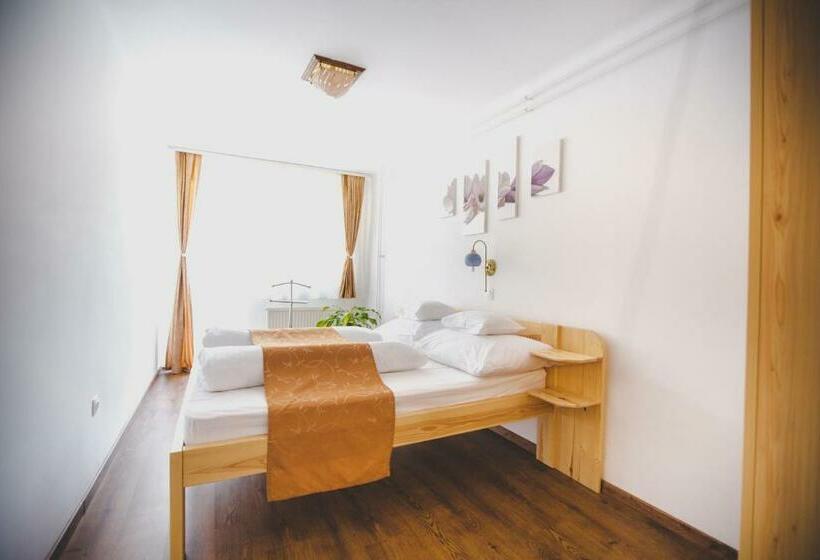 پانسیون Jerry Apartman