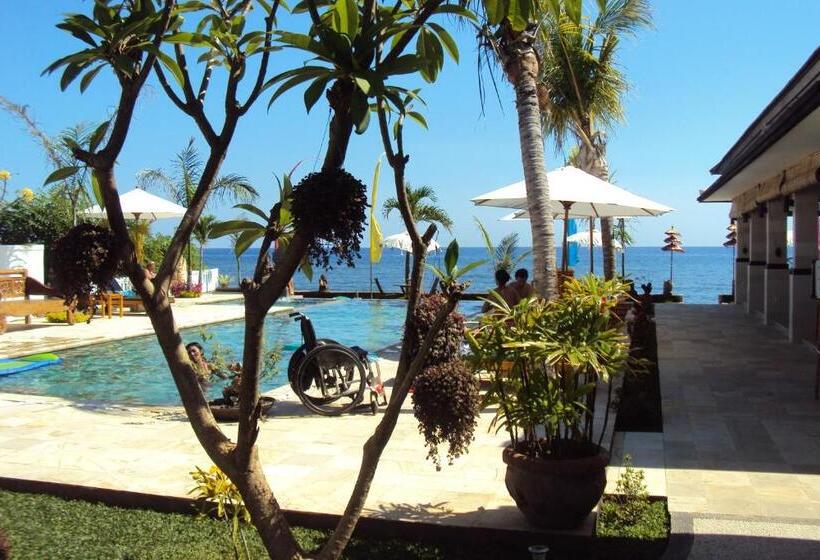 بنسيون Kelapa Lovina Beach Villa