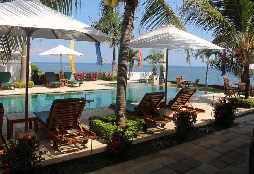 بنسيون Kelapa Lovina Beach Villa