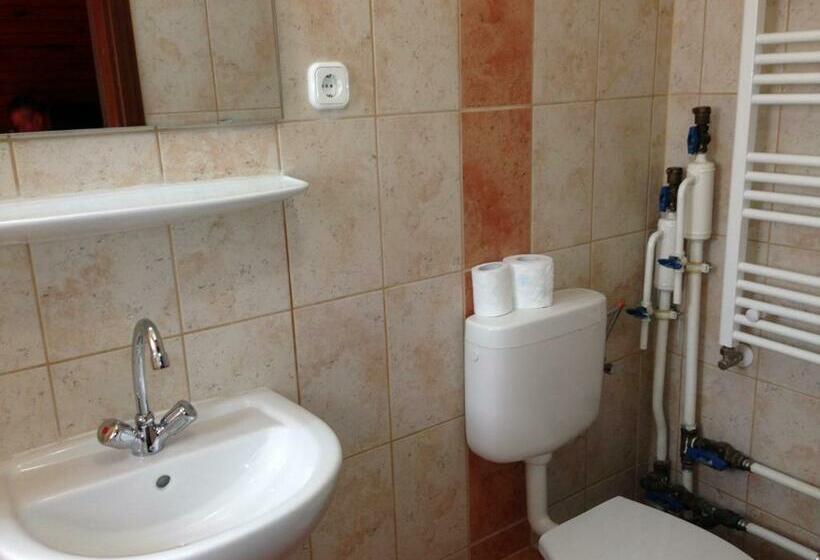 פנסיון Kálvin Vendégszobák