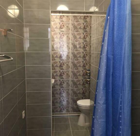 פנסיון Kálvin Vendégszobák