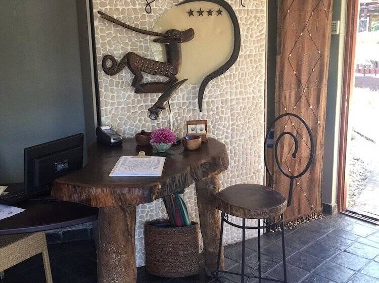 פנסיון La Lechere Guest House