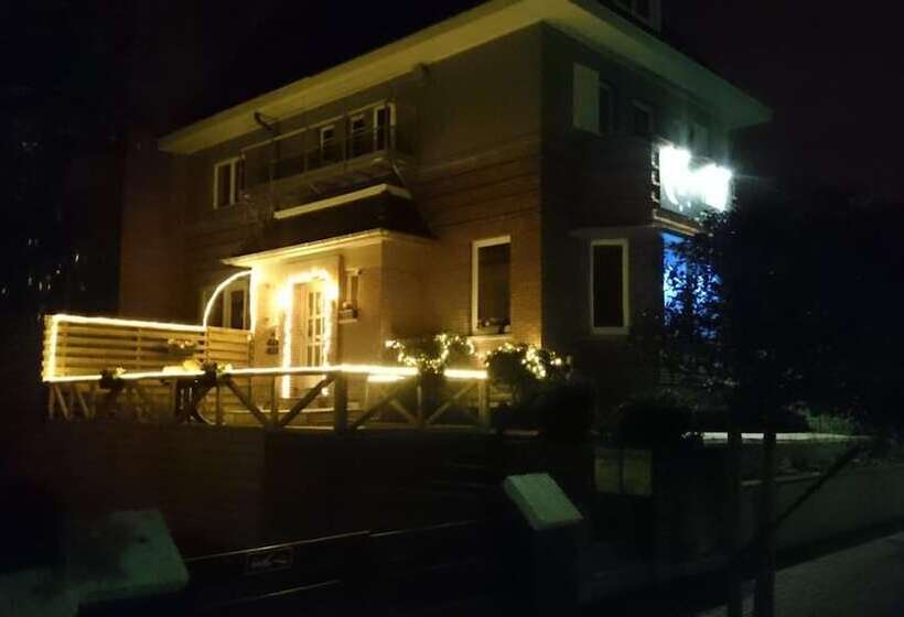 펜션 Logies Het Maantje