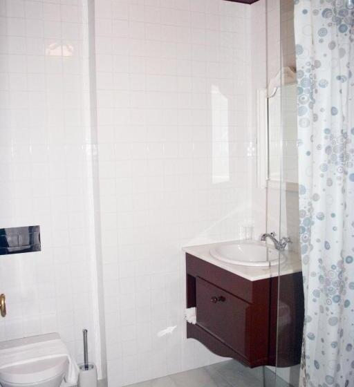 膳宿费 Mercearia Da Vila