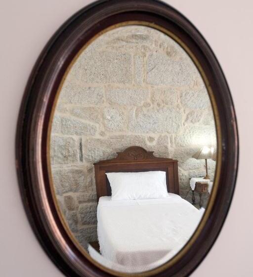 膳宿费 Mercearia Da Vila