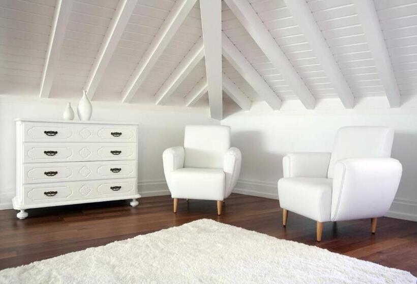 膳宿费 Mercearia Da Vila