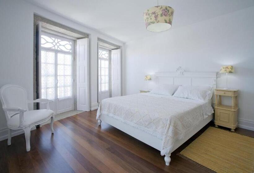 膳宿费 Mercearia Da Vila