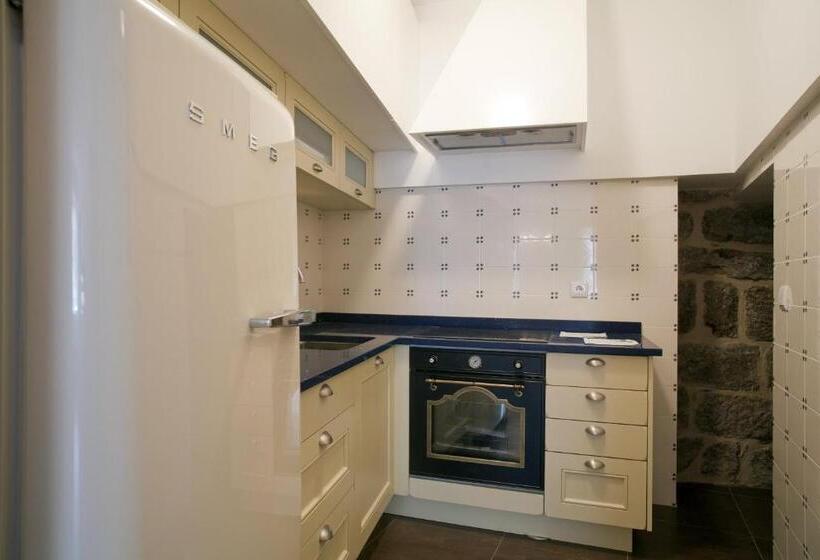 膳宿费 Mercearia Da Vila