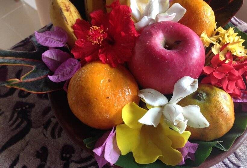 פנסיון Nirarta Center For Living Awareness