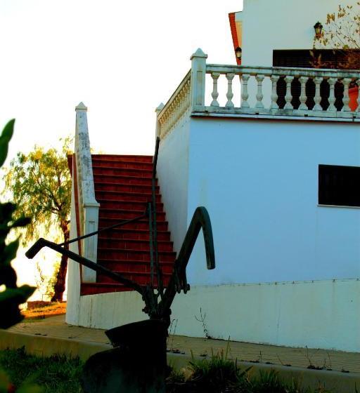 פנסיון Posada  Los Pedregales