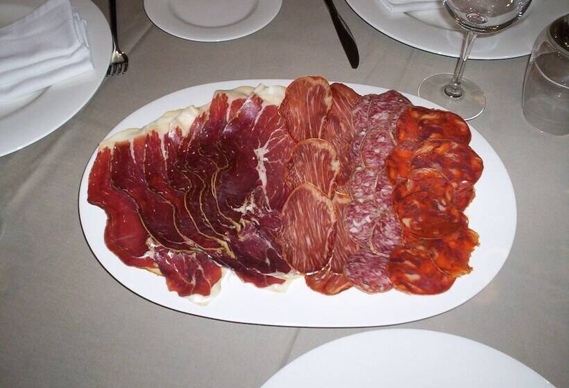 膳宿费 Posada Miranda