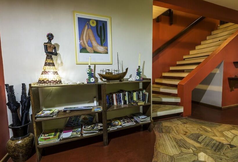 ペンション Pousada Halai