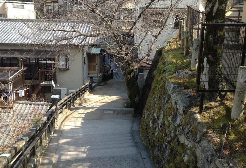 ペンション Ryoso Kawaguchi