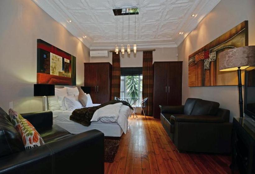 膳宿费 Saffron Guest House