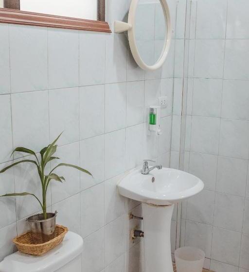 פנסיון Timeless Hostel