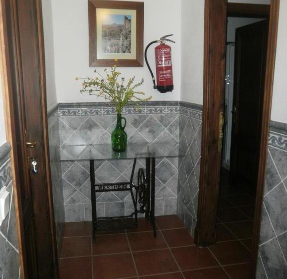 Pensión Venta Julián Hca01134