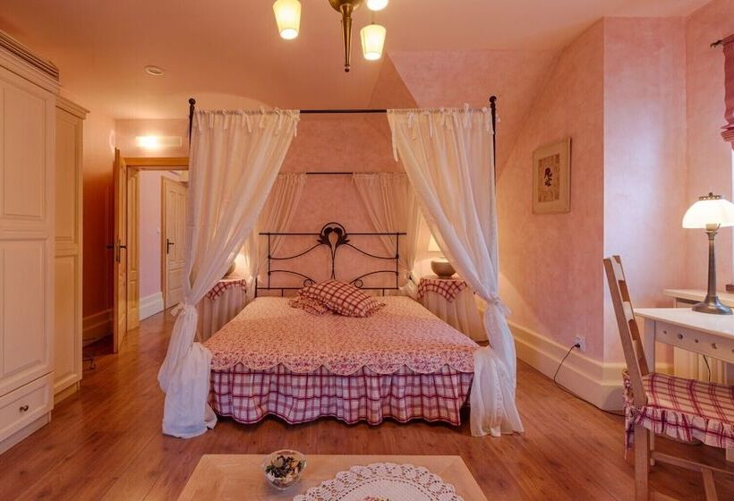 پانسیون Villa Rosa