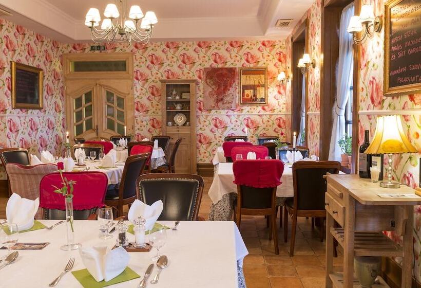 پانسیون Villa Rosa