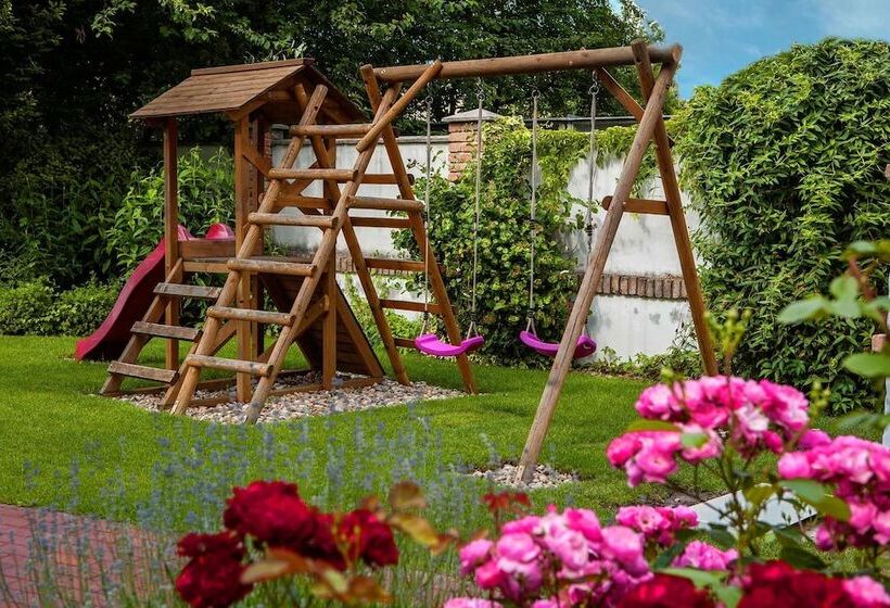 پانسیون Villa Rosa