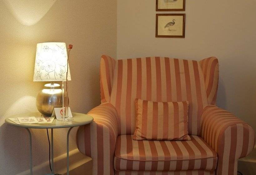 پانسیون Villa Rosa