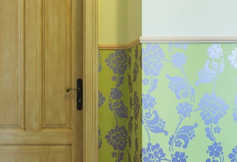 پانسیون Villa Rosa