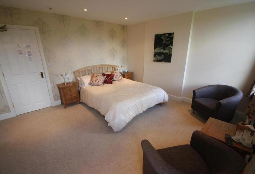 ペンション West View