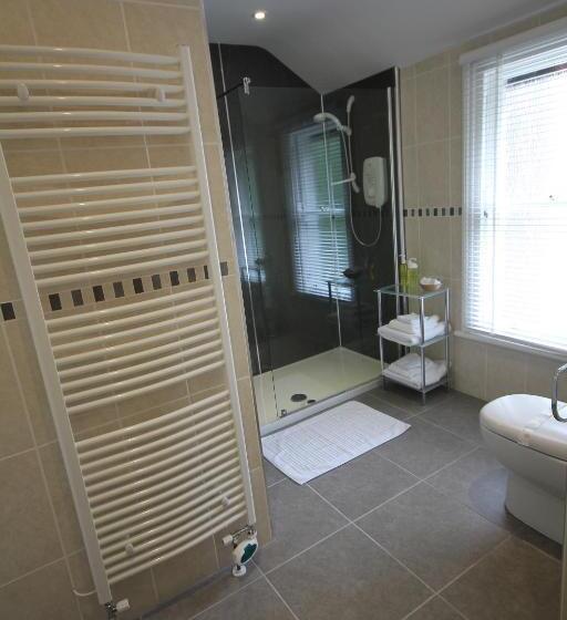 ペンション West View