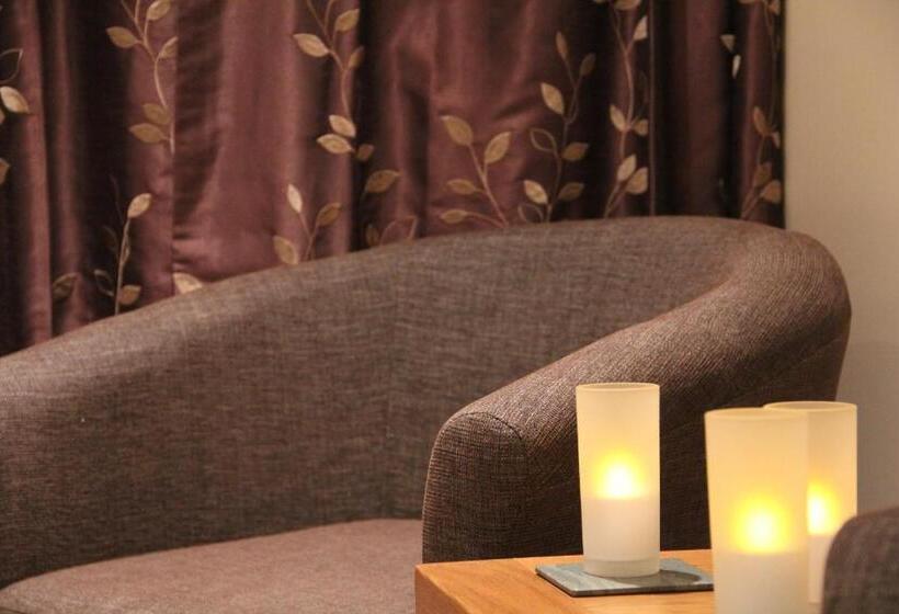 ペンション West View