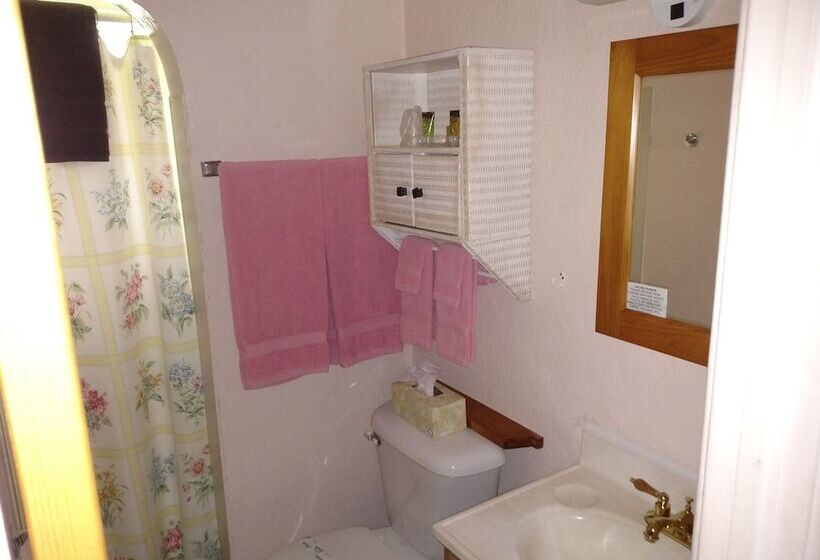 فندق صغير Buona Sera Inn