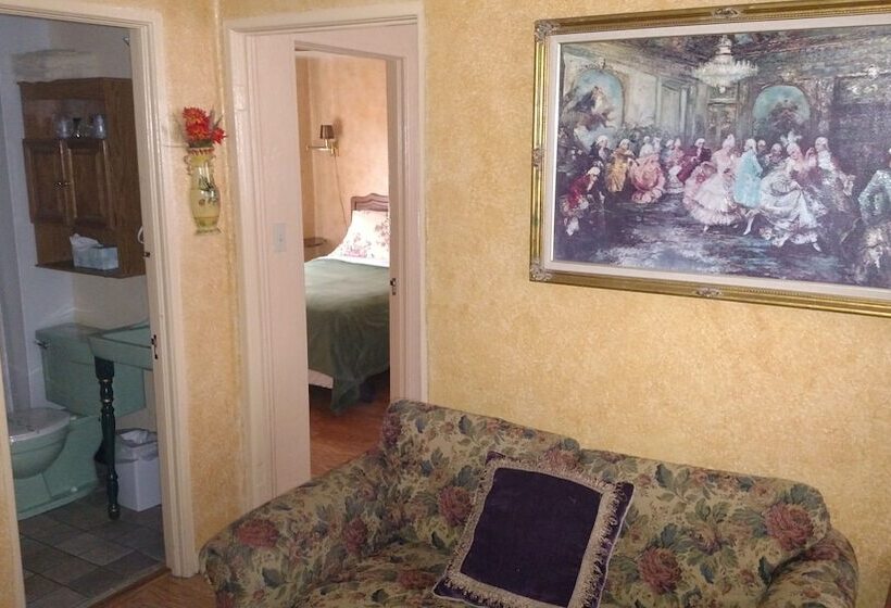 فندق صغير Buona Sera Inn