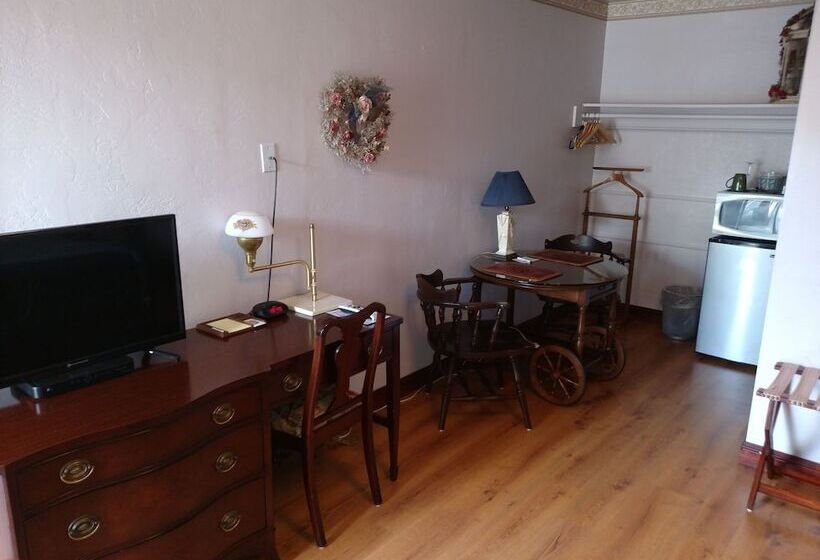 فندق صغير Buona Sera Inn