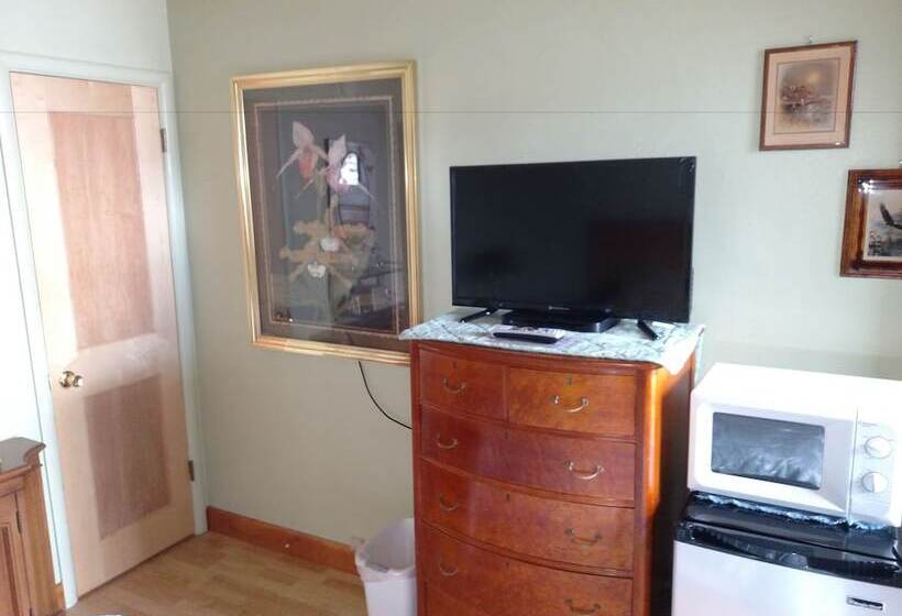 فندق صغير Buona Sera Inn