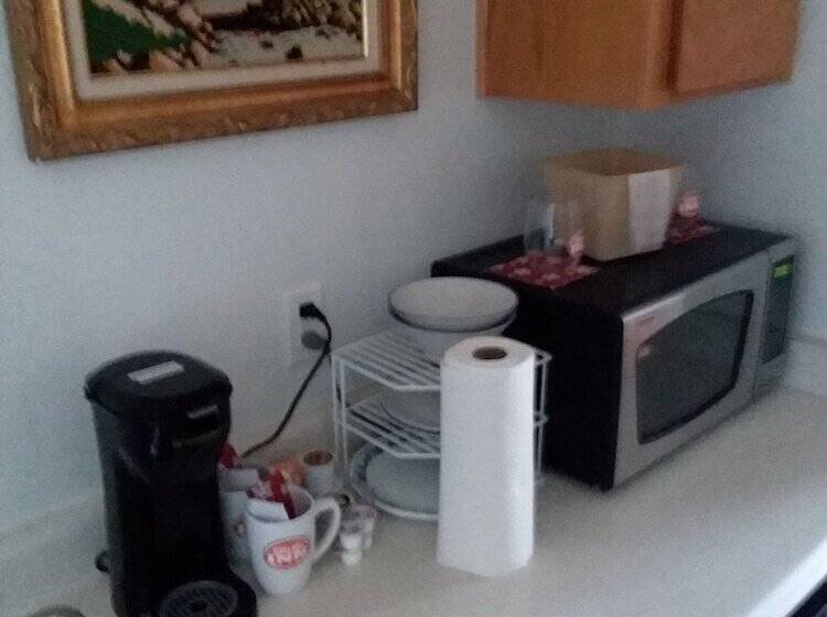 فندق صغير Buona Sera Inn