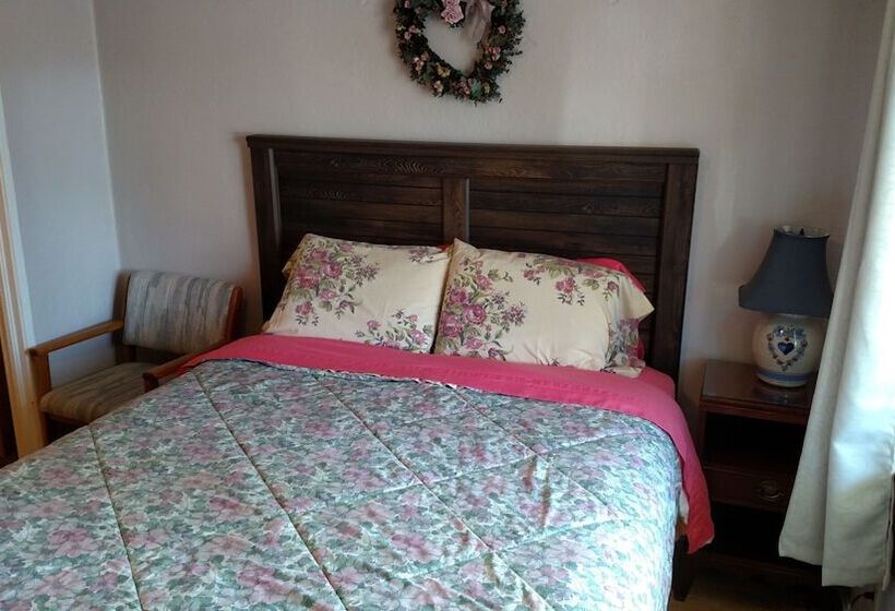 فندق صغير Buona Sera Inn