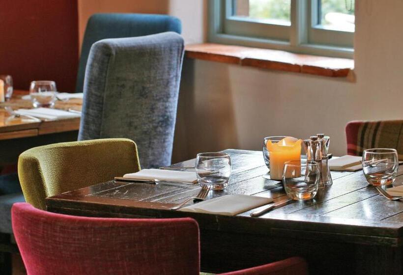 ユースホステル Cromwell Arms Country Pub With Rooms