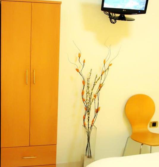 호스텔 Hikari Hostal