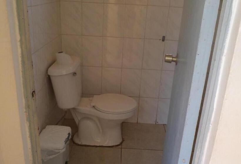 旅馆 Hostal Las Kañas