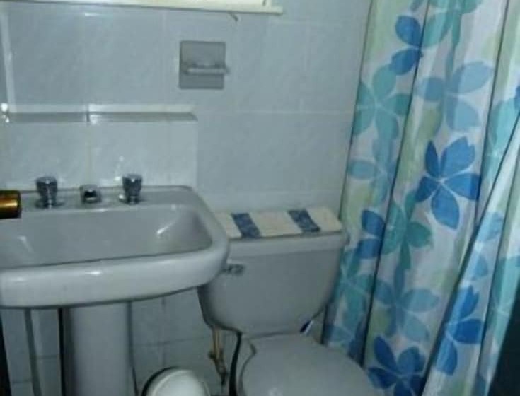 호스텔 Hostal Residencia Blest Gana