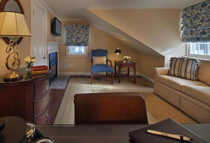 ユースホステル Inn On Boltwood