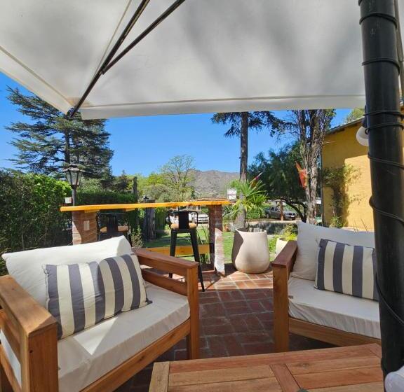 هاستل Posada Aitue