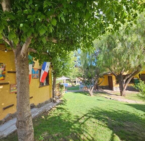 هاستل Posada Aitue