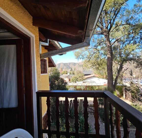 هاستل Posada Aitue