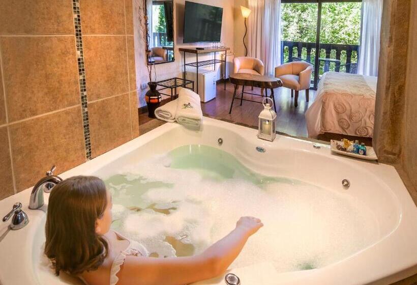 هاستل Posada Del Sauce