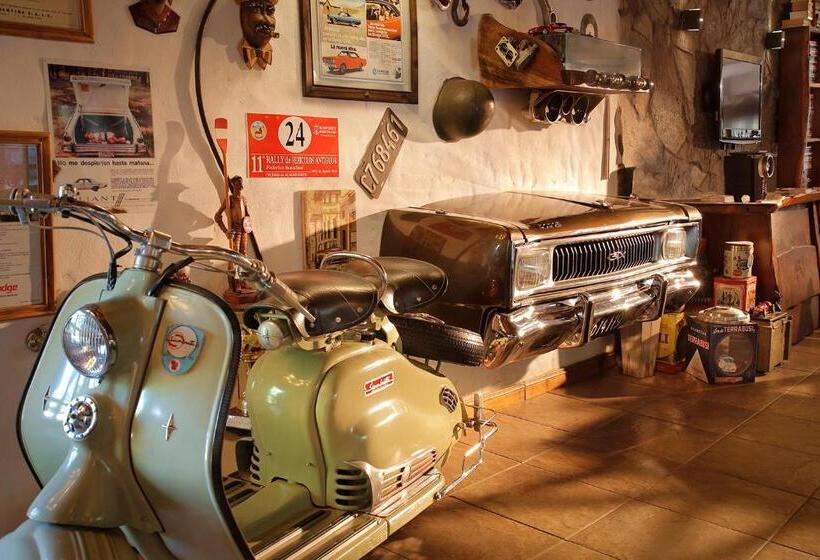 هاستل Posada Del Sauce