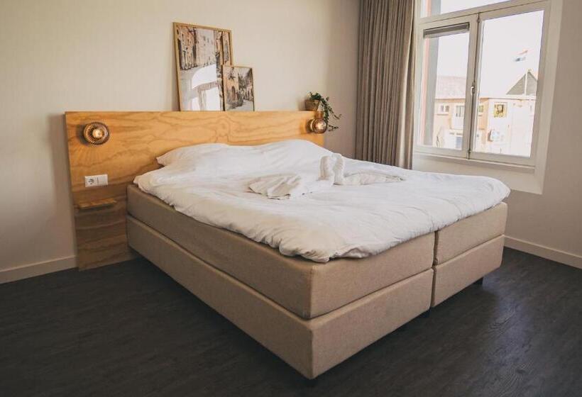 호스텔 Restaurant Sam