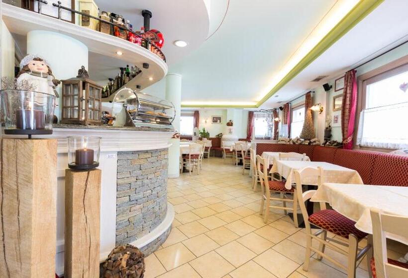 ベッドアンドブレックファースト Al Chestelet