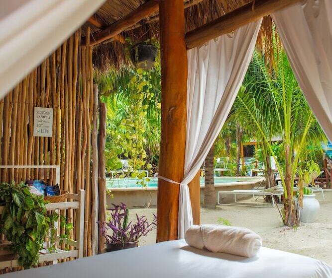 Deluxe Apartments Holbox