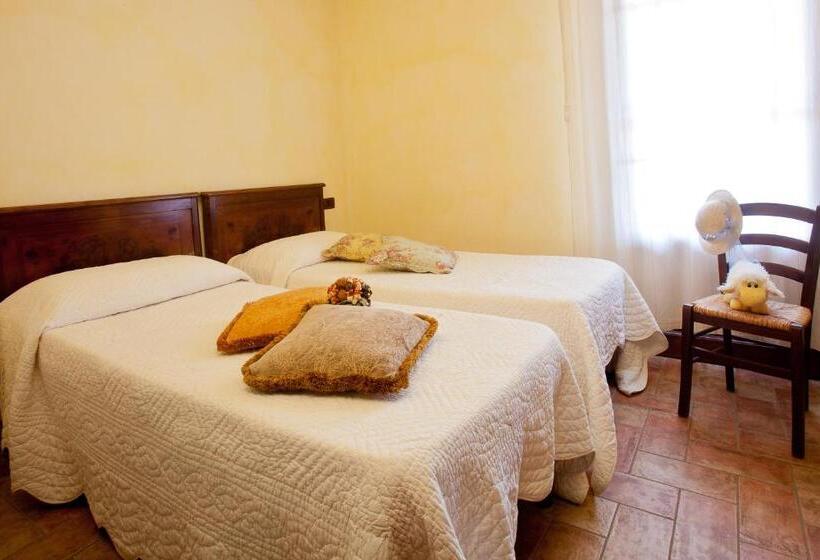 בית מלון כפרי Agriturismo Borgo Vigna Vecchia