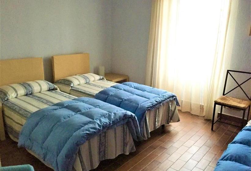 ホテル Agriturismo Cervano